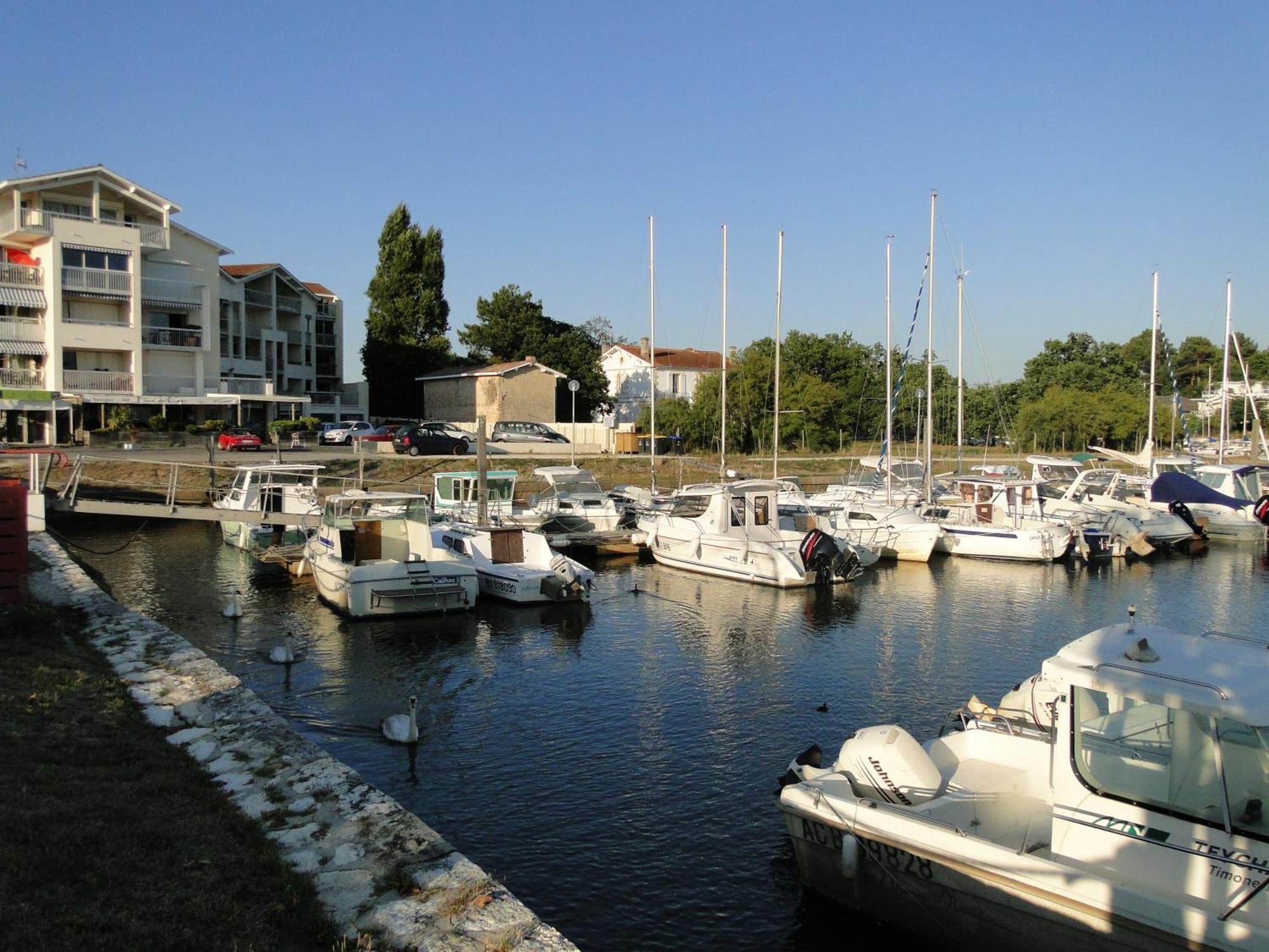 Les Marinas De Cassy Apartment Lanton Ngoại thất bức ảnh